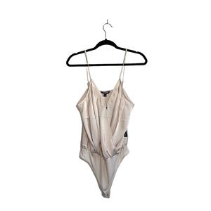 Express NWT Cream Satin Wrap Front V-neck Thong Bodysuit Size Medium Women’s